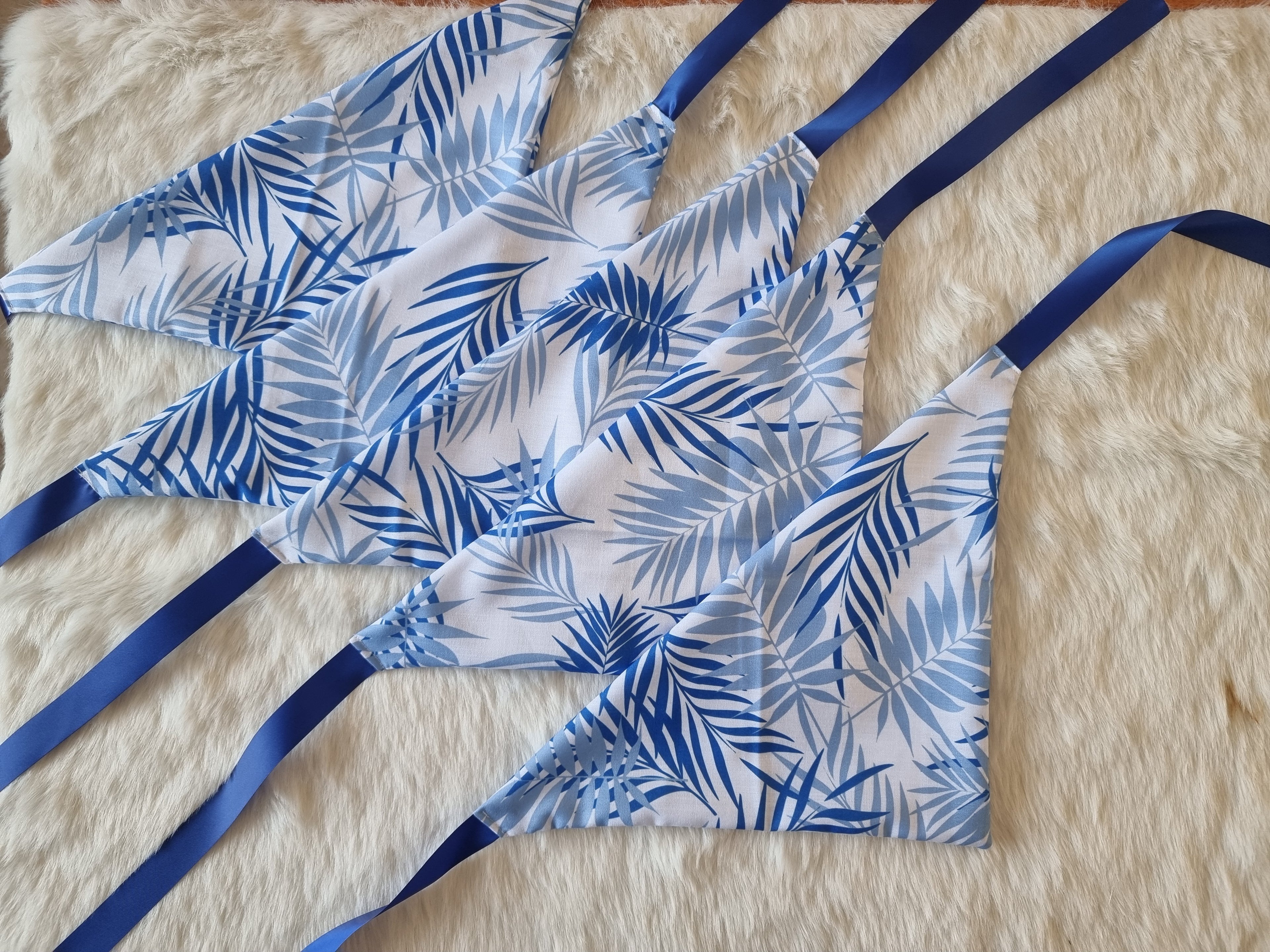 Shades of Blue Palm Leaves - Bundle of 5